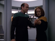 extant_StarTrek_VOY_5x12-BrideOfChaotica_02177.jpg