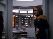 extant_StarTrek_VOY_5x12-BrideOfChaotica_02180.jpg