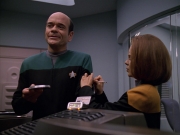 extant_StarTrek_VOY_5x12-BrideOfChaotica_02203.jpg