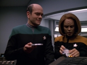 Filename=extant_StarTrek_VOY_5x12-BrideOfChaotica_02221.jpg
Filesize=155KiB
Dimensions=1200x900
Date added=Nov 12, 2019 extant_StarTrek_VOY_5x12-BrideOfChaotica_02221.jpg