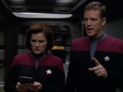 extant_StarTrek_VOY_5x12-BrideOfChaotica_02346.jpg