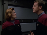 Filename=extant_StarTrek_VOY_5x12-BrideOfChaotica_02360.jpg
Filesize=130KiB
Dimensions=1200x900
Date added=Nov 12, 2019 extant_StarTrek_VOY_5x12-BrideOfChaotica_02360.jpg