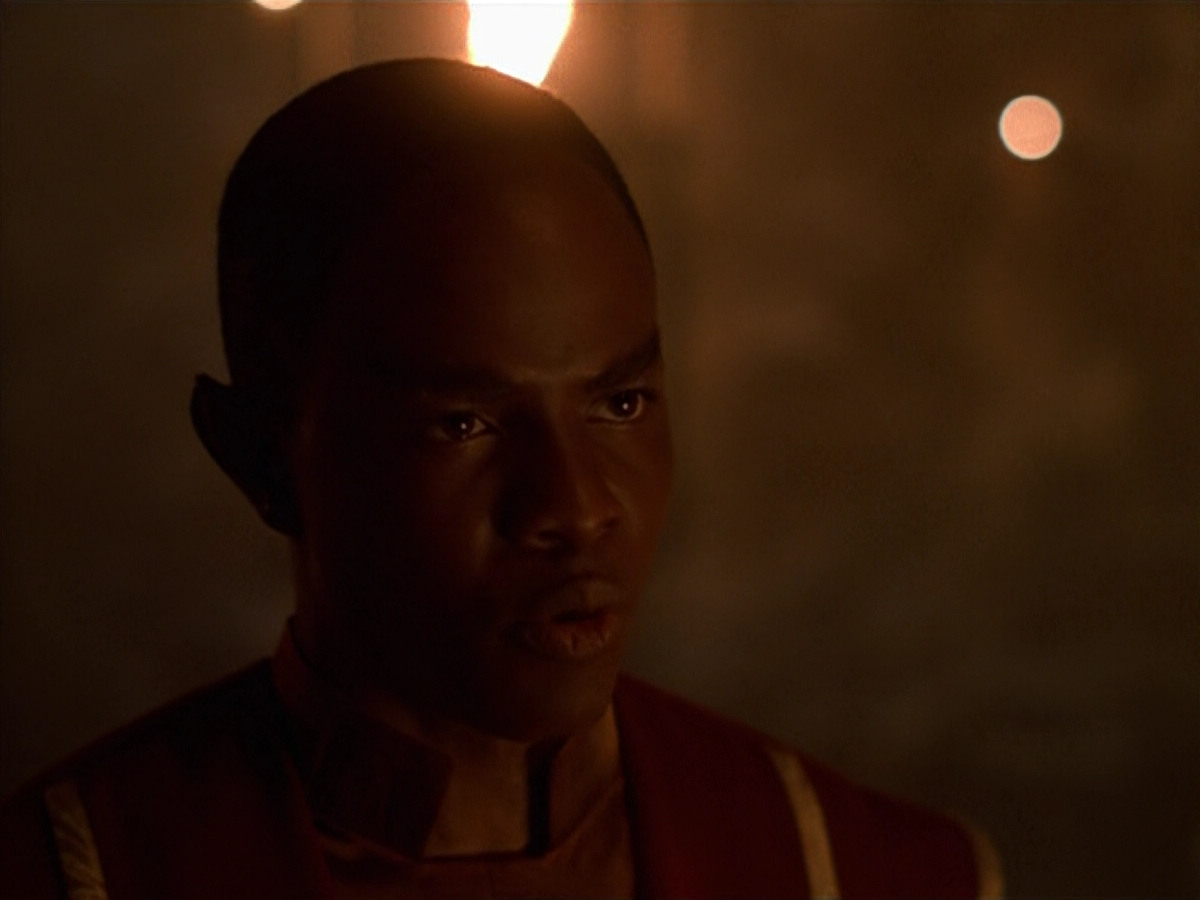 extant_StarTrek_VOY_5x13-Gravity_00130.jpg
