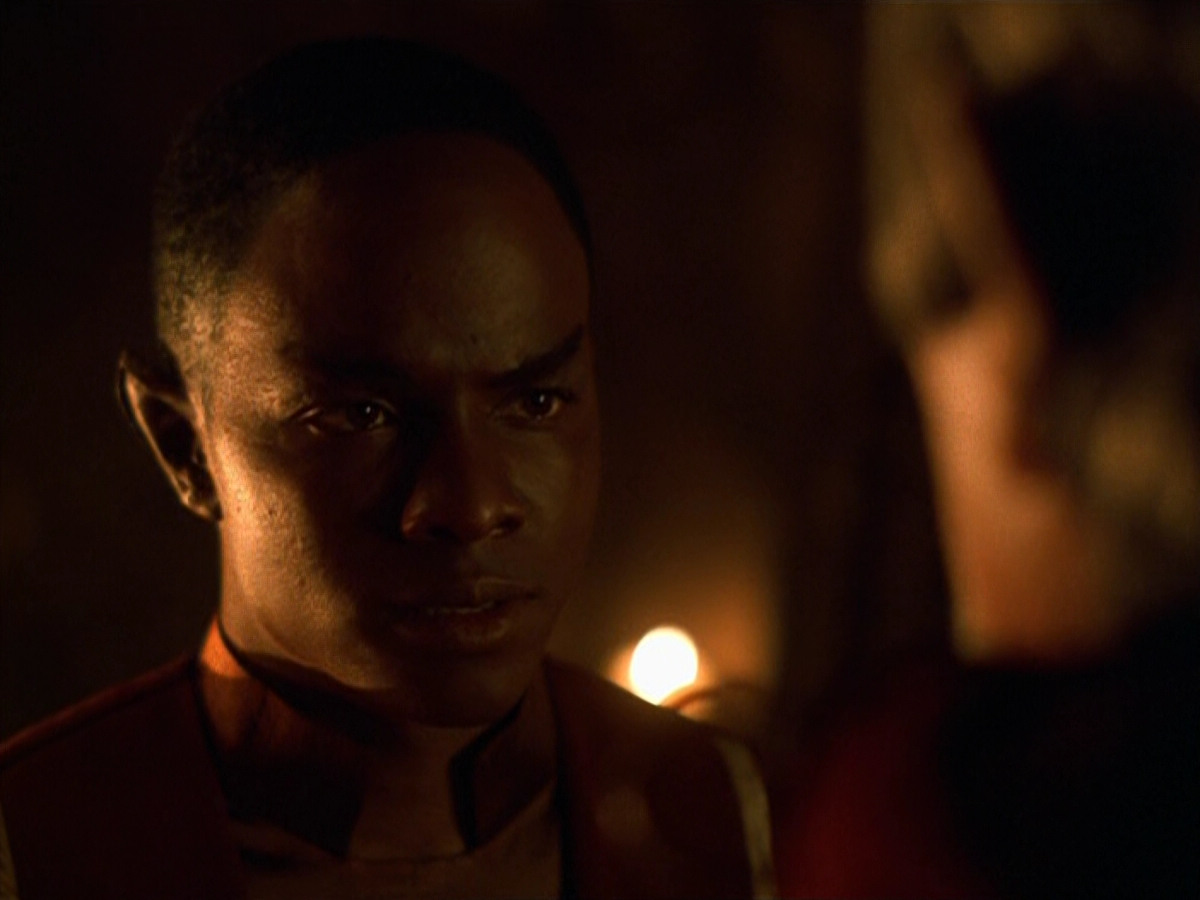 extant_StarTrek_VOY_5x13-Gravity_00152.jpg