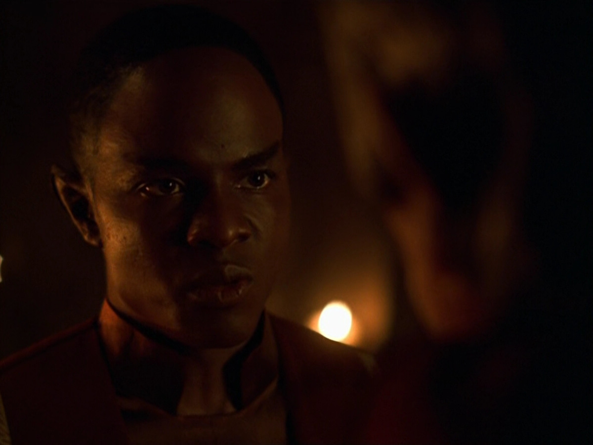 extant_StarTrek_VOY_5x13-Gravity_00179.jpg
