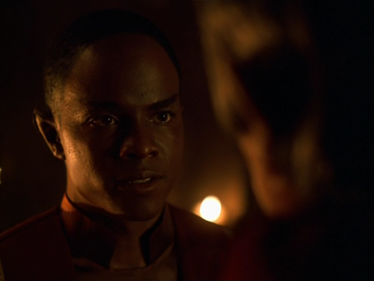 extant_StarTrek_VOY_5x13-Gravity_00180.jpg