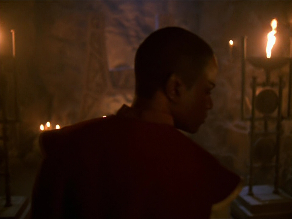 extant_StarTrek_VOY_5x13-Gravity_00213.jpg