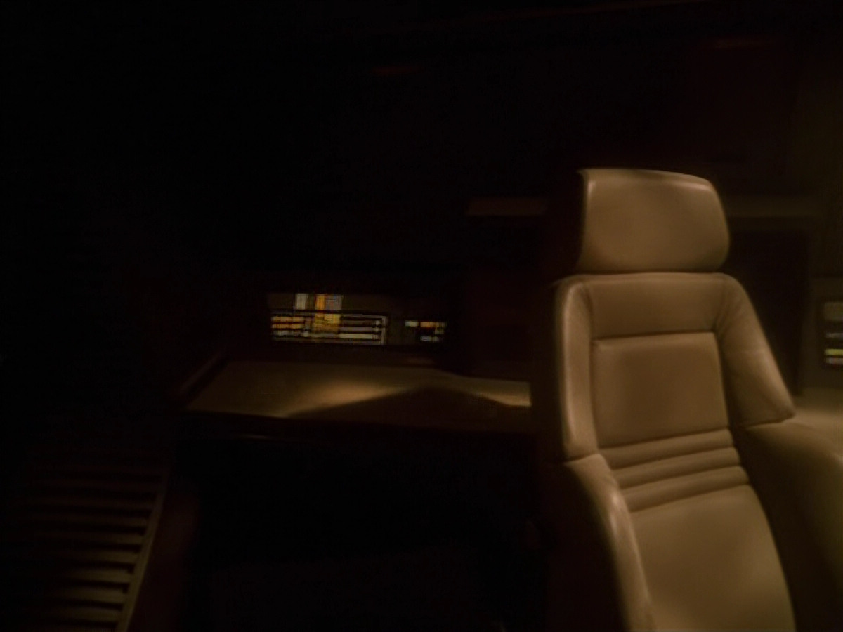 extant_StarTrek_VOY_5x13-Gravity_00515.jpg
