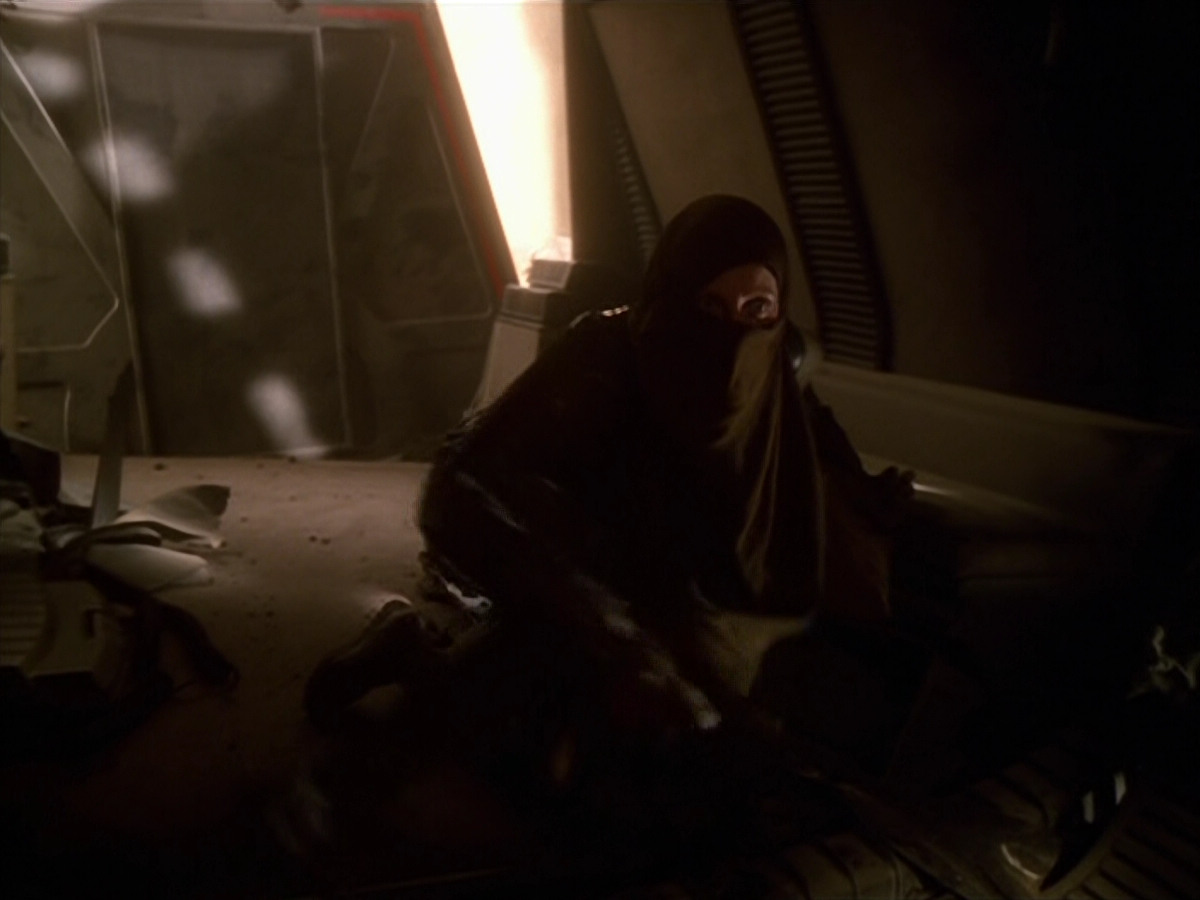 extant_StarTrek_VOY_5x13-Gravity_00557.jpg