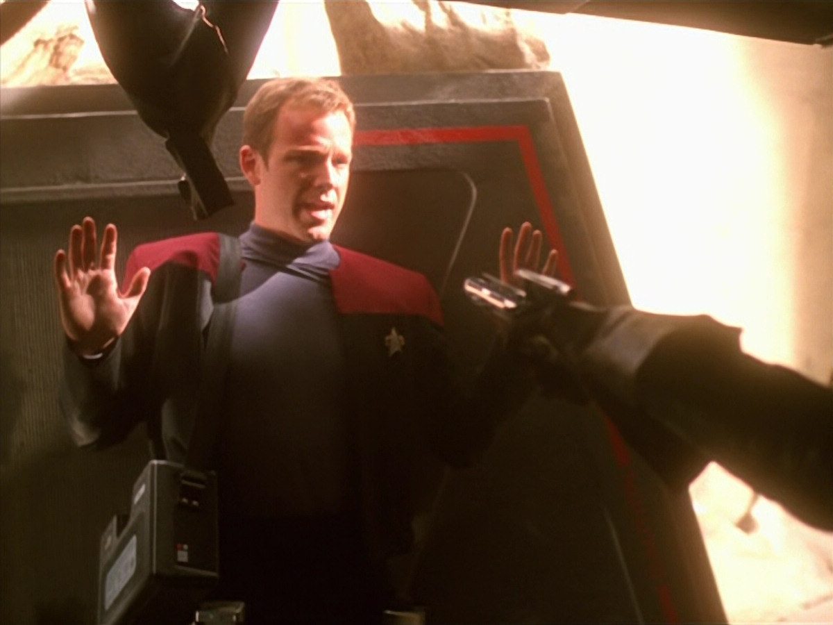 extant_StarTrek_VOY_5x13-Gravity_00593.jpg