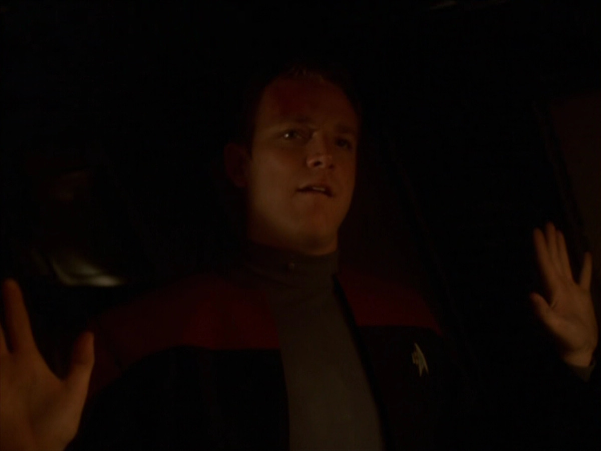 extant_StarTrek_VOY_5x13-Gravity_00632.jpg