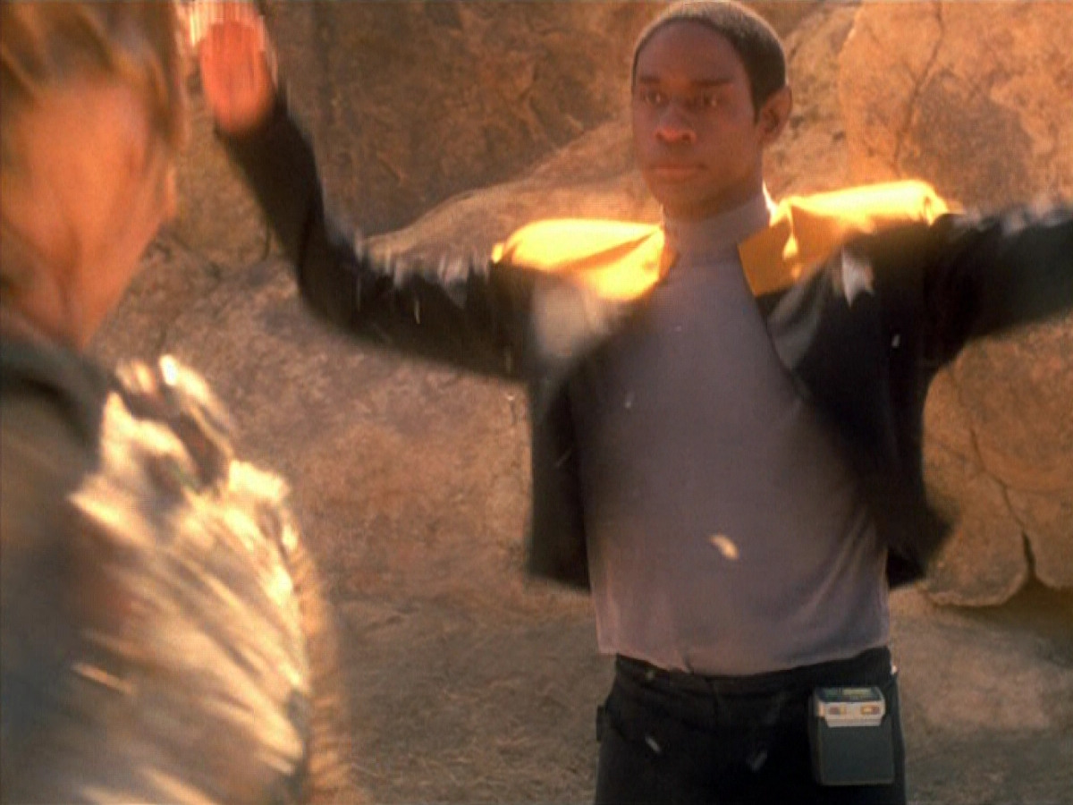 extant_StarTrek_VOY_5x13-Gravity_00726.jpg