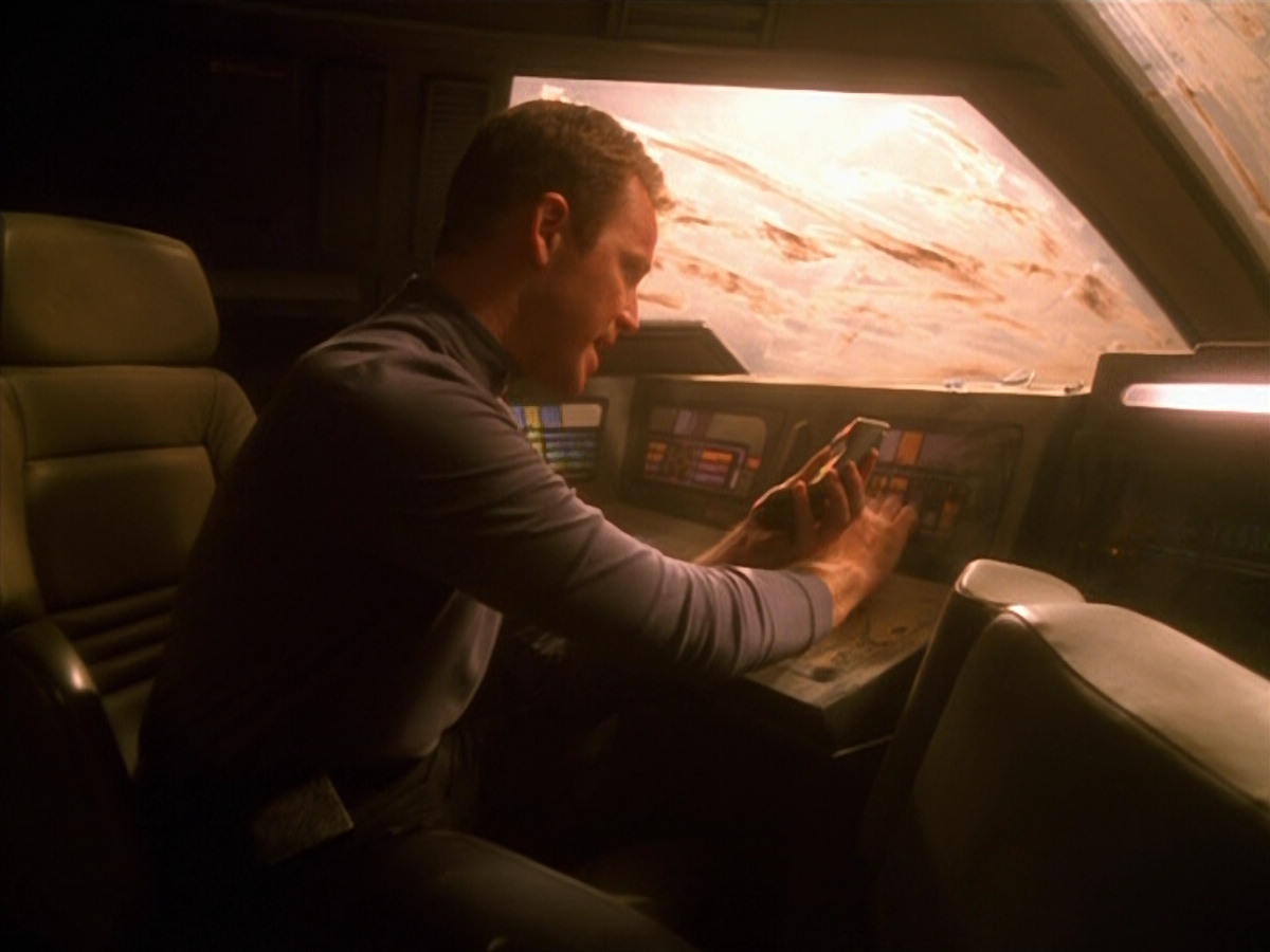 extant_StarTrek_VOY_5x13-Gravity_00821.jpg