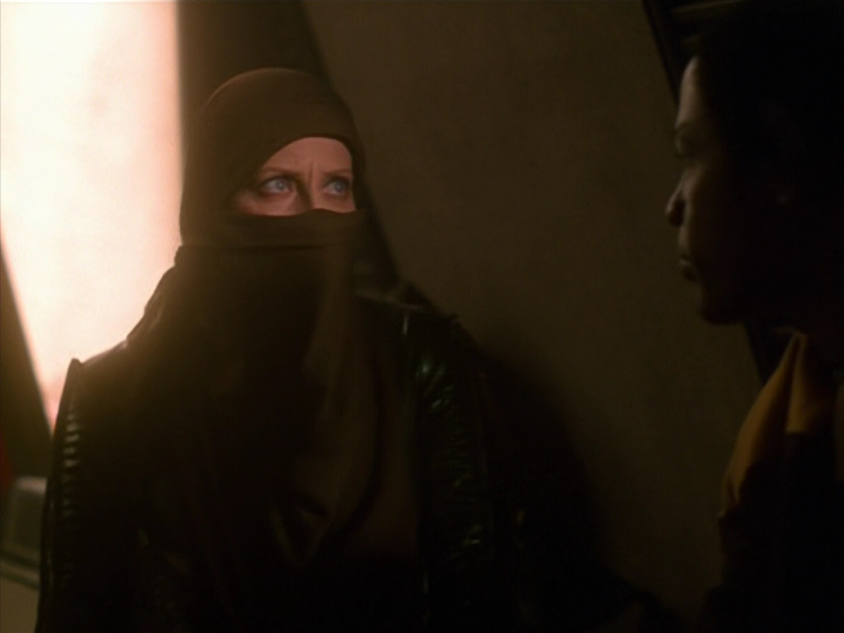 extant_StarTrek_VOY_5x13-Gravity_00846.jpg
