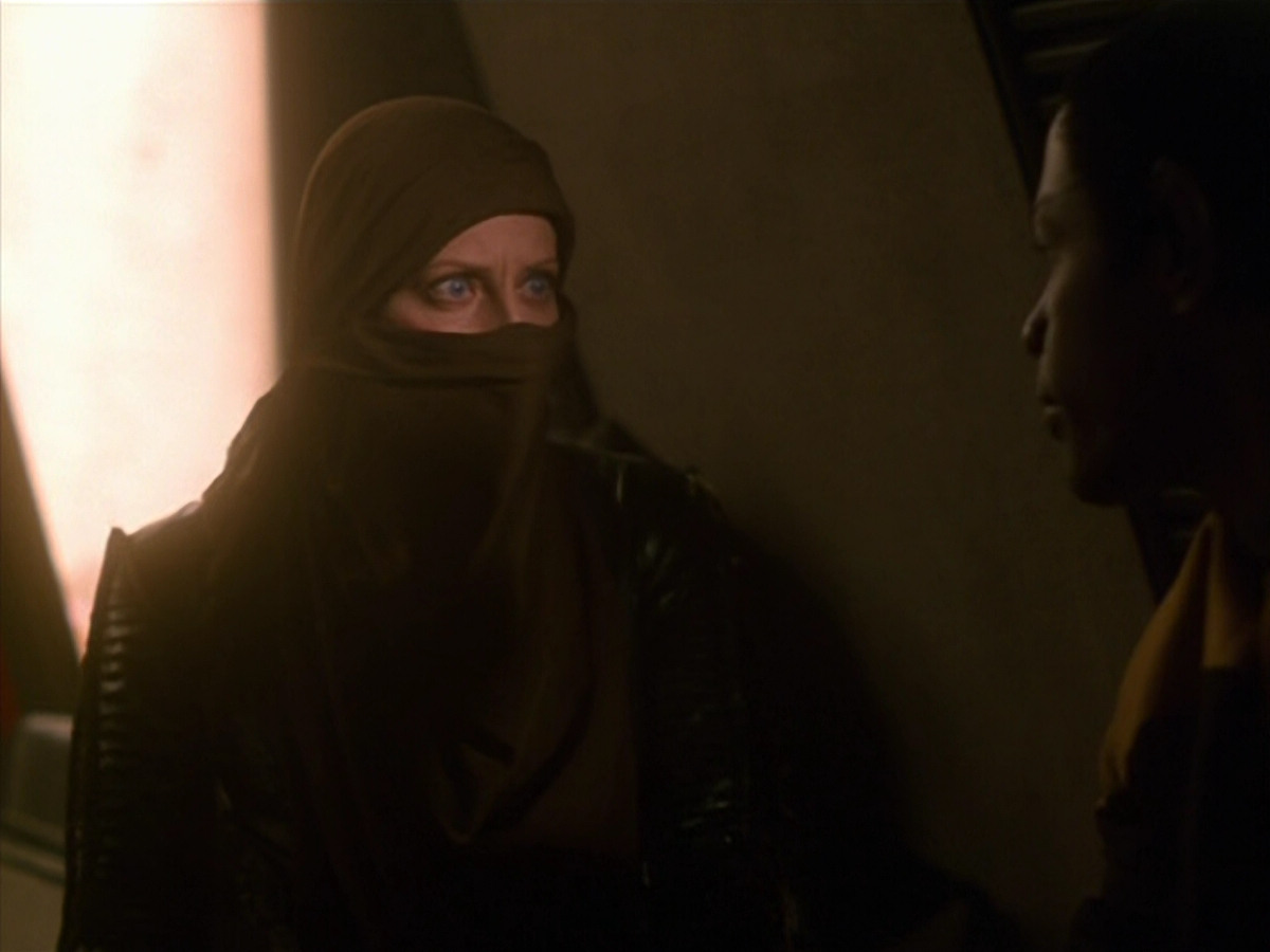 extant_StarTrek_VOY_5x13-Gravity_00847.jpg