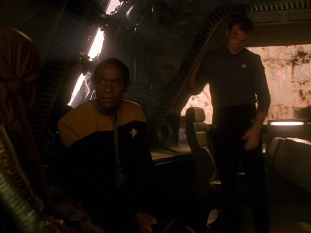 extant_StarTrek_VOY_5x13-Gravity_00848.jpg