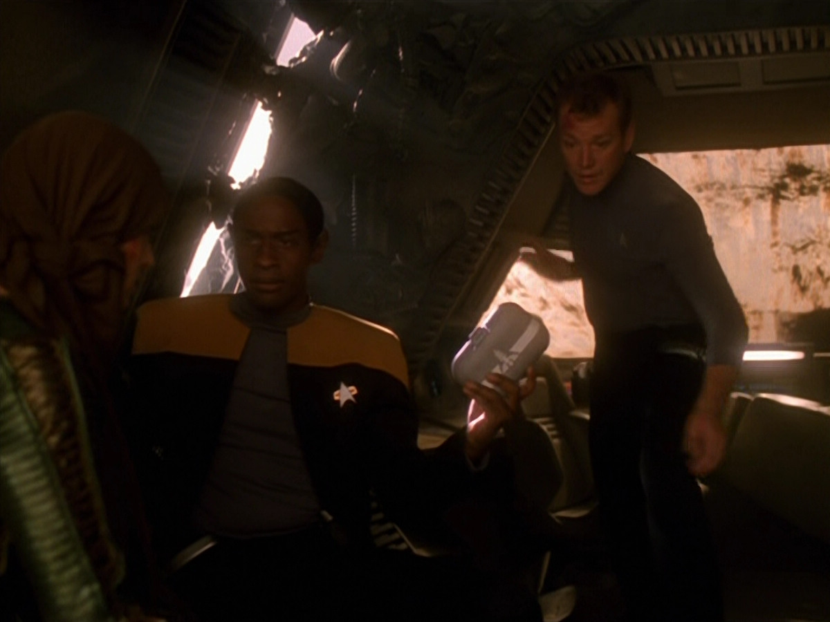 extant_StarTrek_VOY_5x13-Gravity_00891.jpg