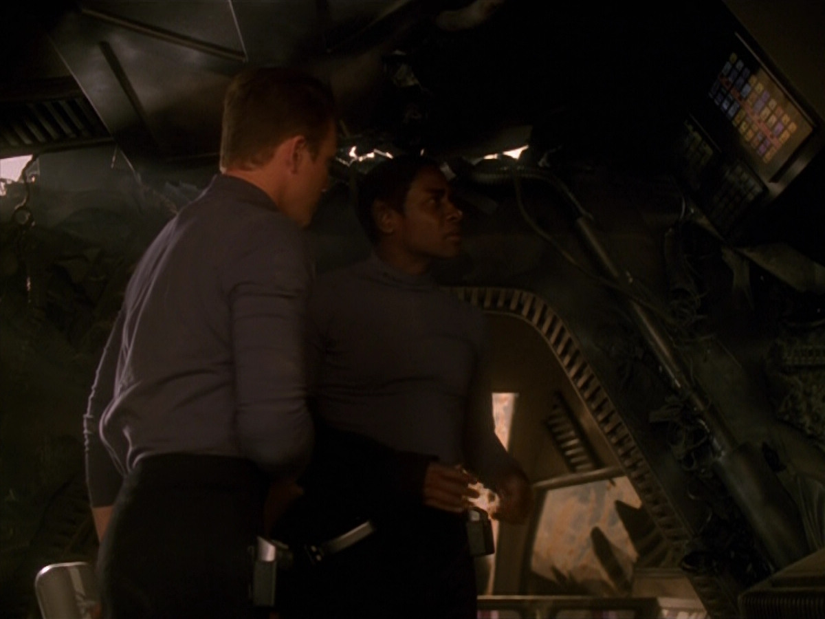 extant_StarTrek_VOY_5x13-Gravity_00946.jpg