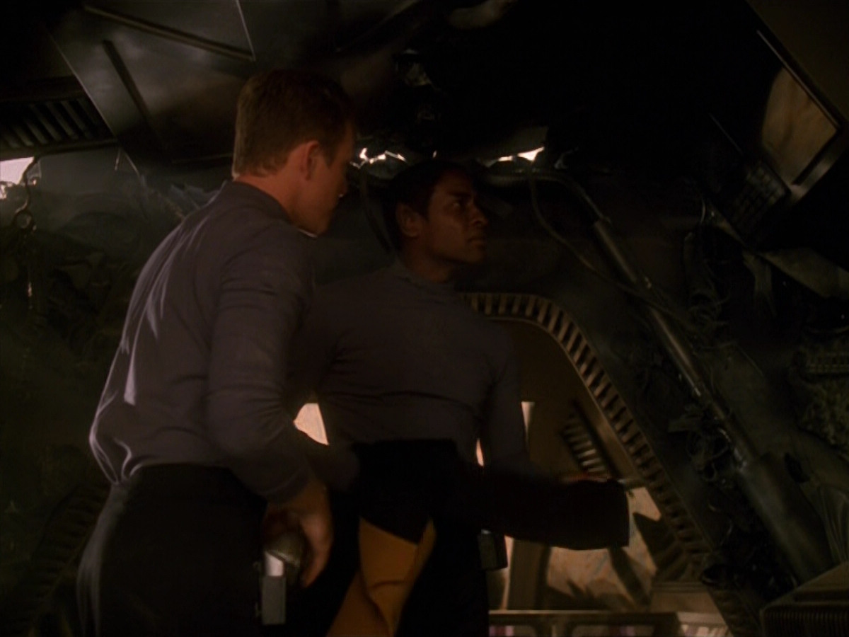 extant_StarTrek_VOY_5x13-Gravity_00947.jpg