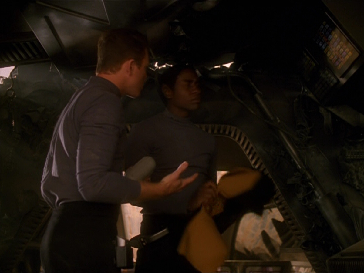extant_StarTrek_VOY_5x13-Gravity_00949.jpg
