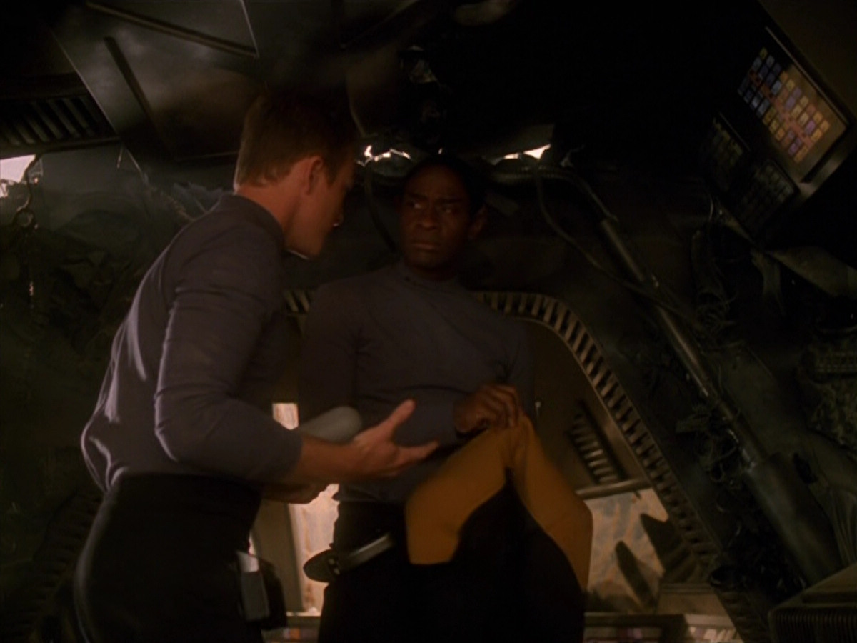 extant_StarTrek_VOY_5x13-Gravity_00950.jpg