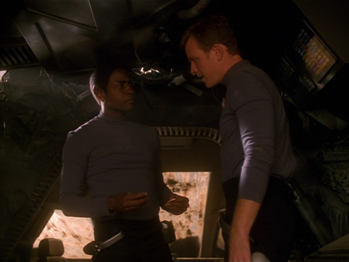 extant_StarTrek_VOY_5x13-Gravity_00969.jpg