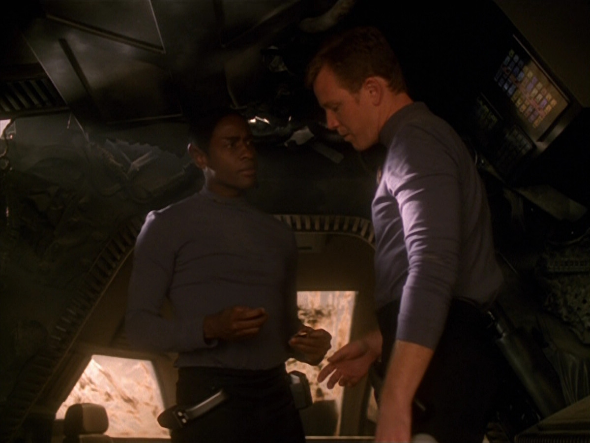 extant_StarTrek_VOY_5x13-Gravity_00970.jpg