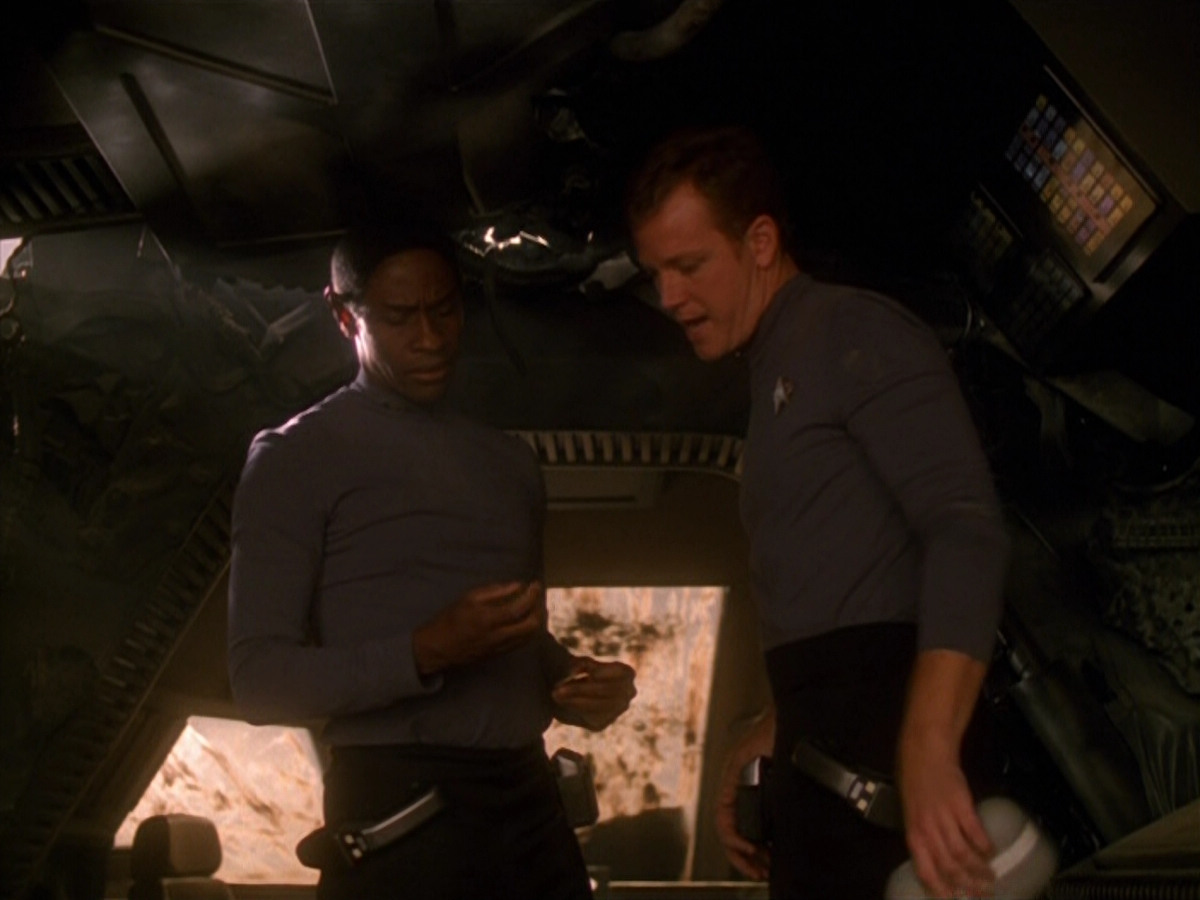 extant_StarTrek_VOY_5x13-Gravity_00972.jpg