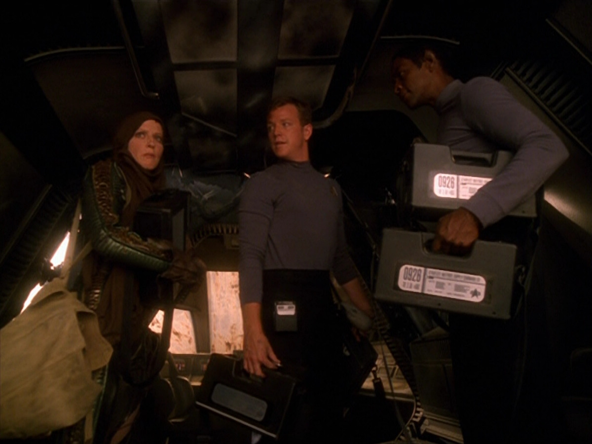 extant_StarTrek_VOY_5x13-Gravity_01009.jpg