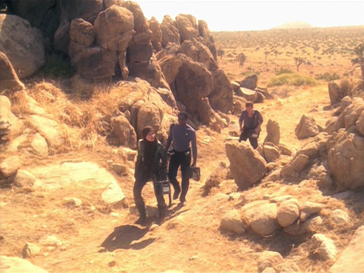 extant_StarTrek_VOY_5x13-Gravity_01040.jpg