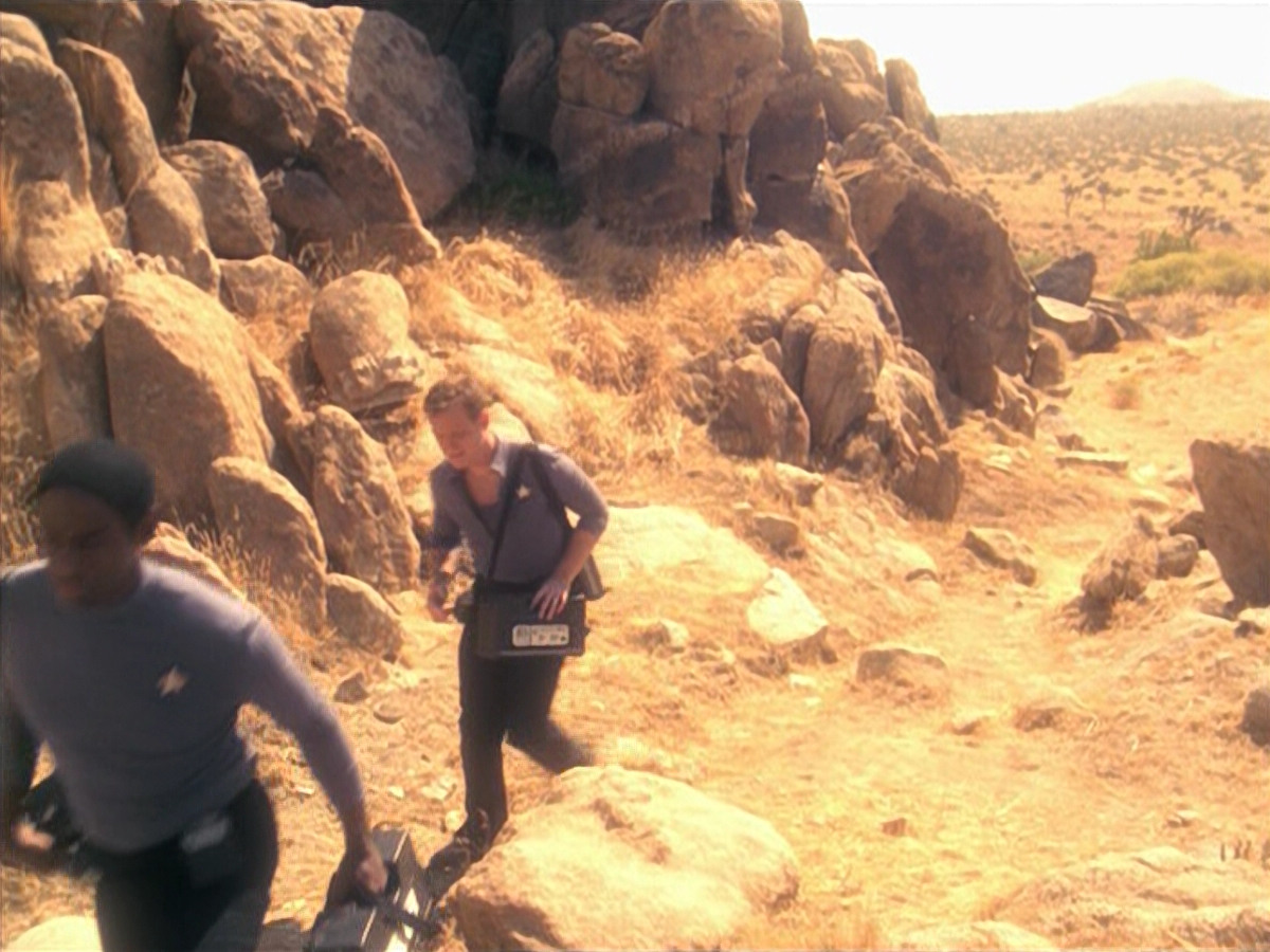 extant_StarTrek_VOY_5x13-Gravity_01047.jpg