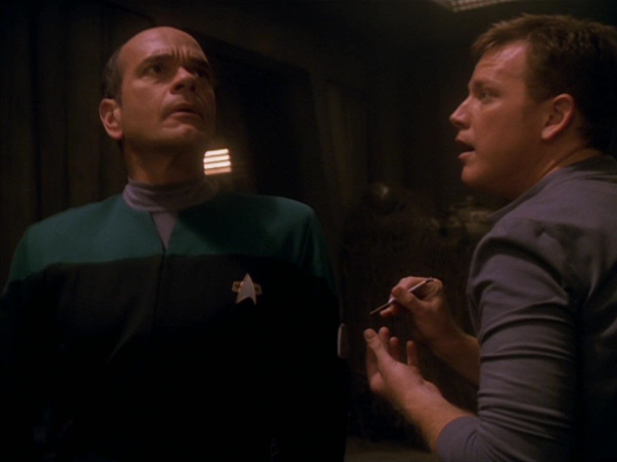 extant_StarTrek_VOY_5x13-Gravity_01173.jpg