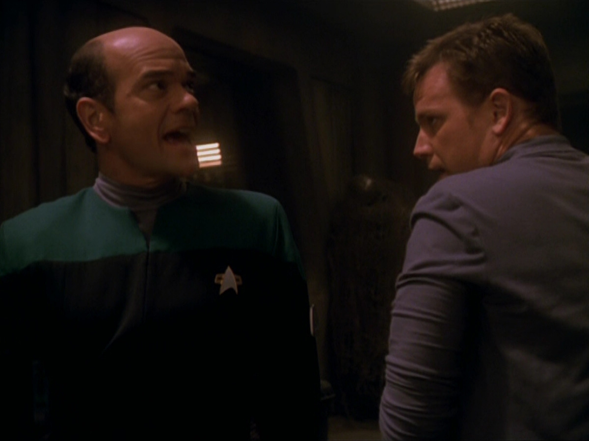 extant_StarTrek_VOY_5x13-Gravity_01176.jpg