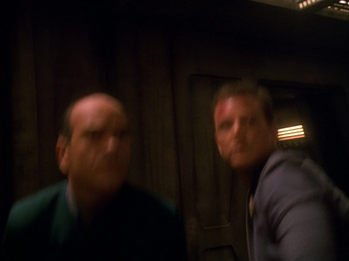 extant_StarTrek_VOY_5x13-Gravity_01182.jpg