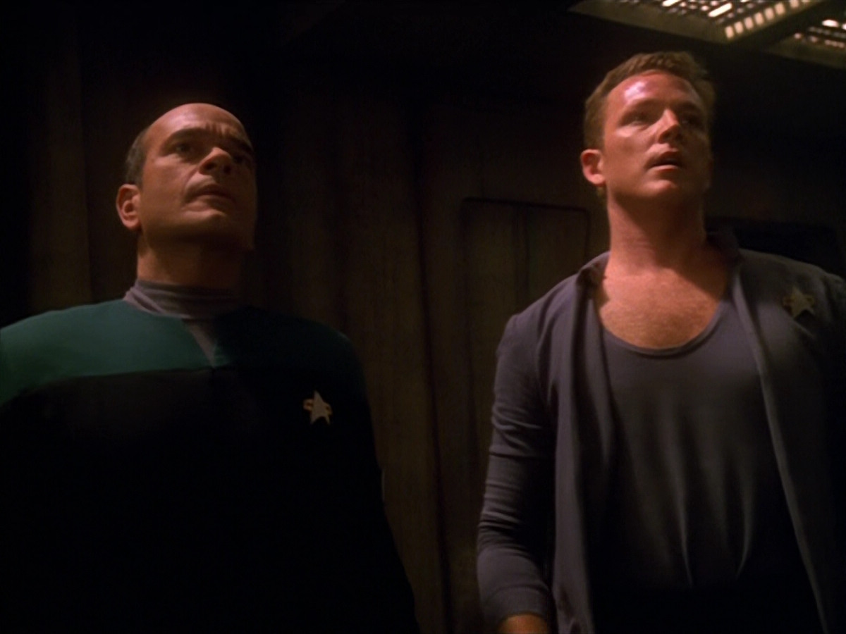 extant_StarTrek_VOY_5x13-Gravity_01185.jpg