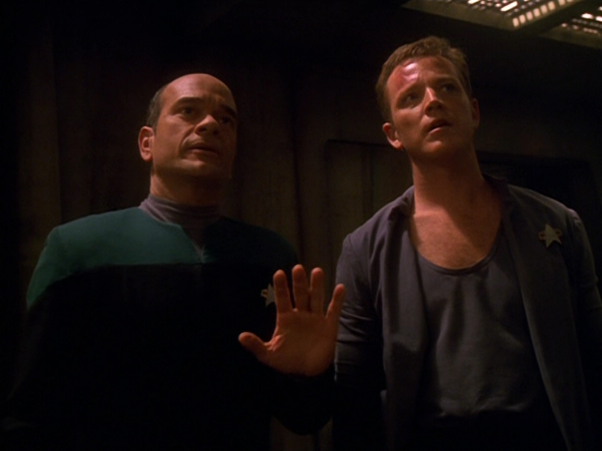 extant_StarTrek_VOY_5x13-Gravity_01189.jpg