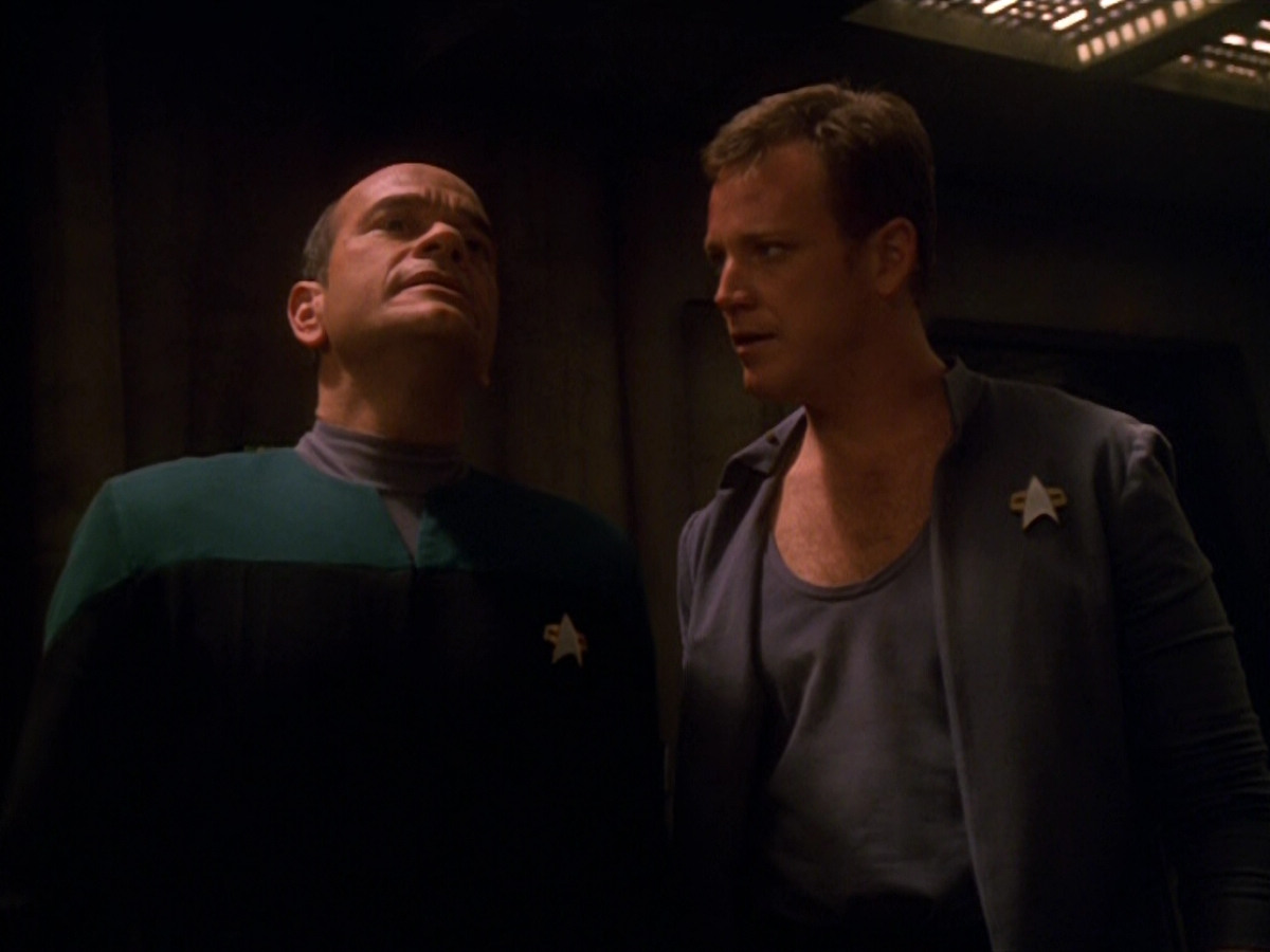 extant_StarTrek_VOY_5x13-Gravity_01212.jpg