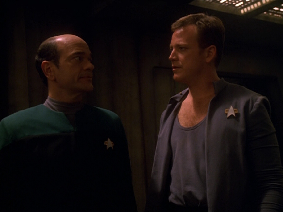extant_StarTrek_VOY_5x13-Gravity_01252.jpg