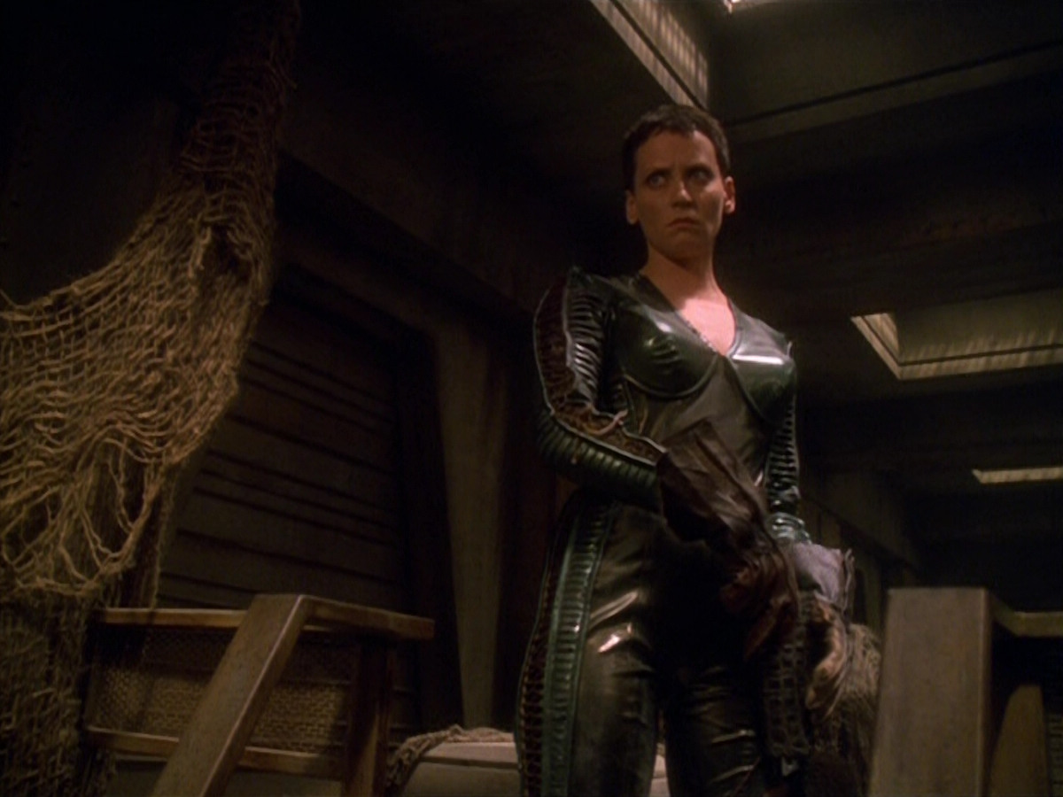 extant_StarTrek_VOY_5x13-Gravity_01258.jpg