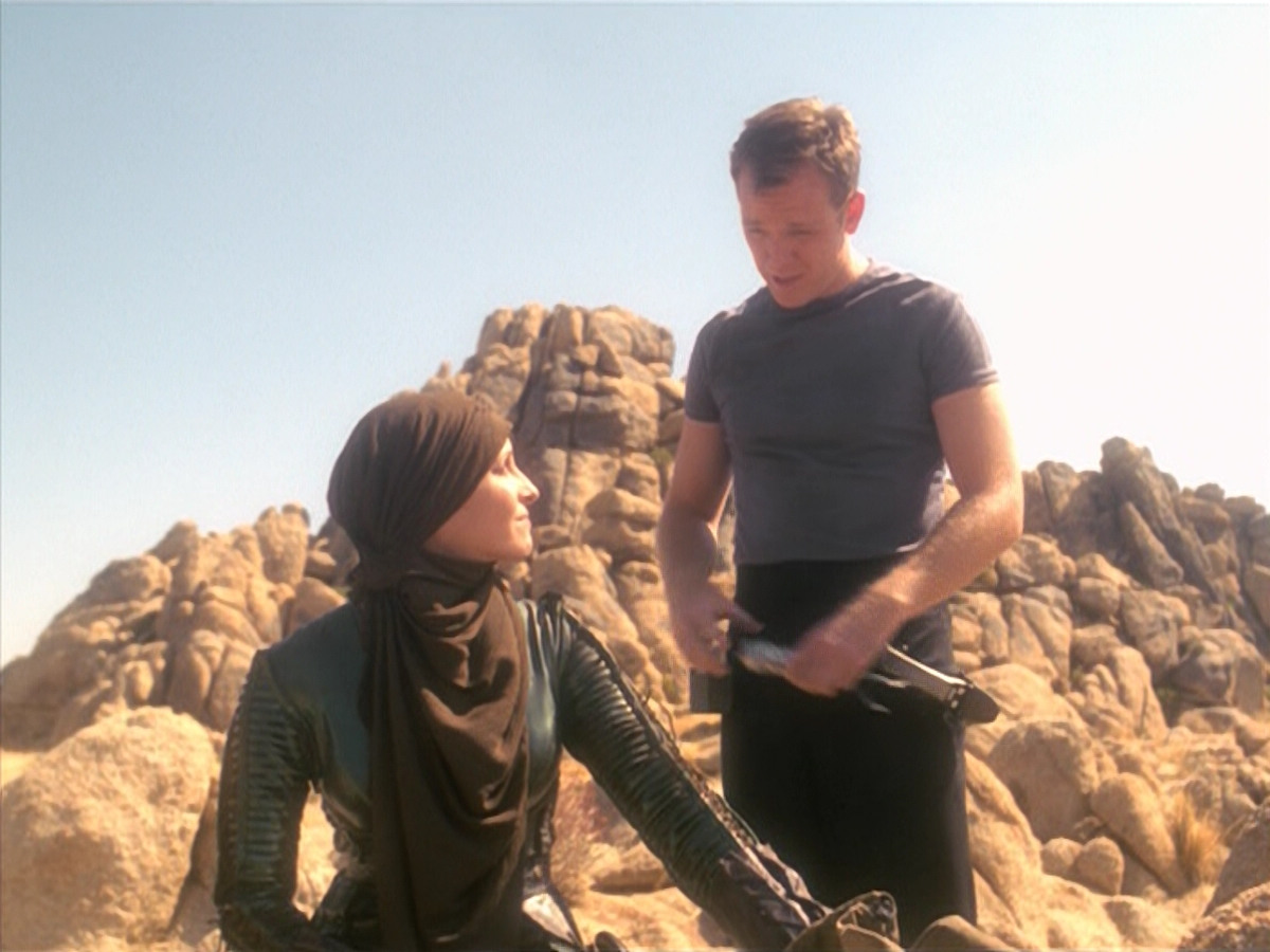 extant_StarTrek_VOY_5x13-Gravity_01312.jpg