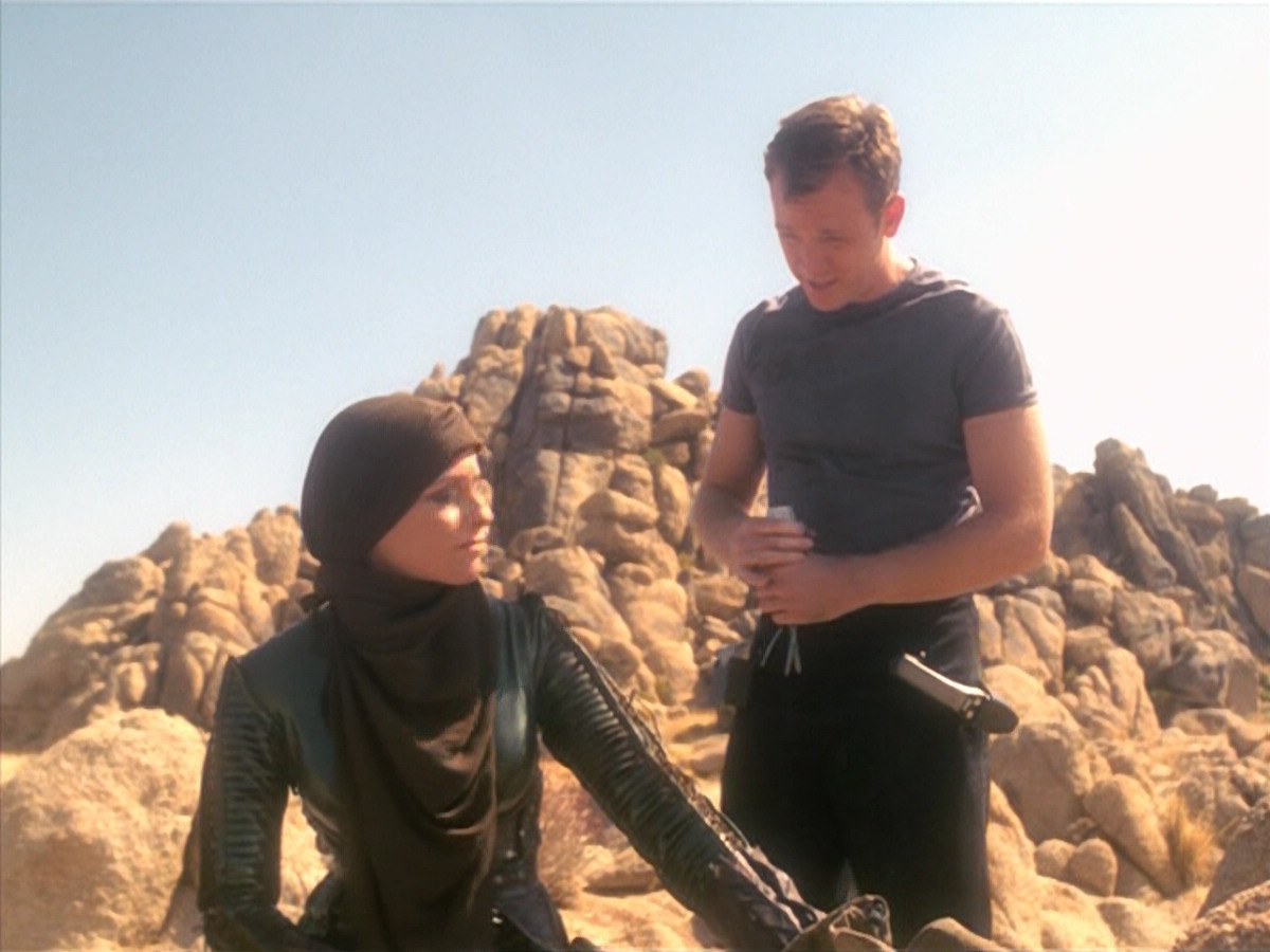 extant_StarTrek_VOY_5x13-Gravity_01313.jpg