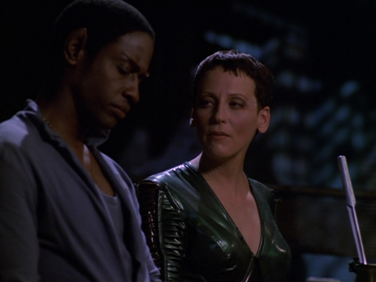 extant_StarTrek_VOY_5x13-Gravity_01419.jpg