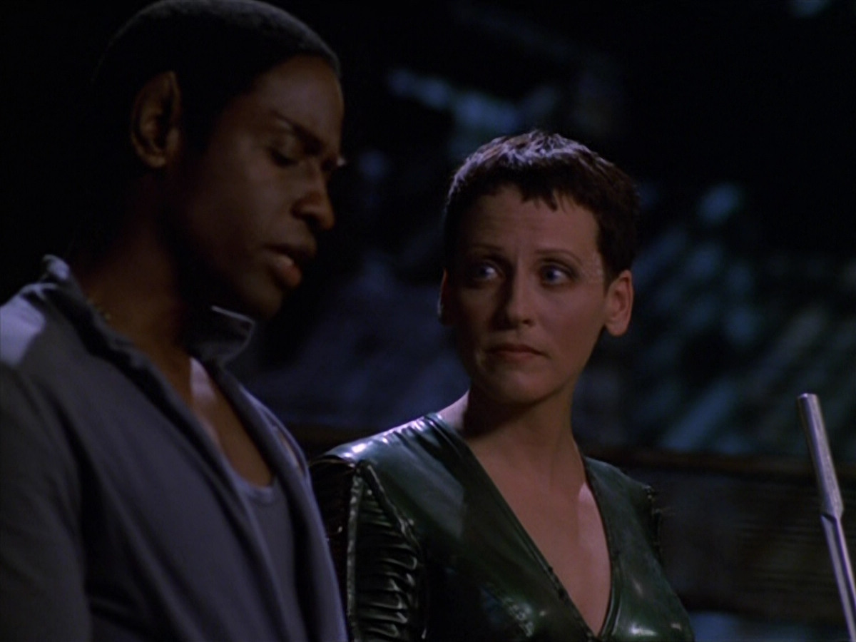 extant_StarTrek_VOY_5x13-Gravity_01423.jpg