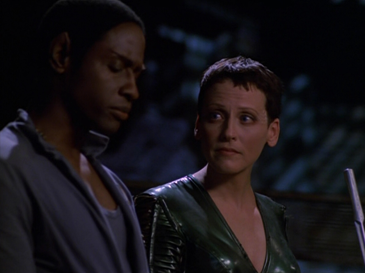 extant_StarTrek_VOY_5x13-Gravity_01424.jpg