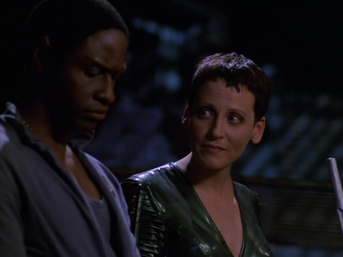 extant_StarTrek_VOY_5x13-Gravity_01426.jpg