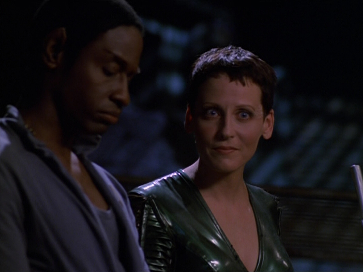 extant_StarTrek_VOY_5x13-Gravity_01427.jpg