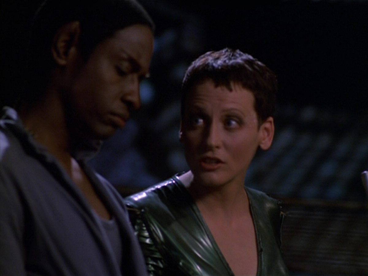 extant_StarTrek_VOY_5x13-Gravity_01430.jpg