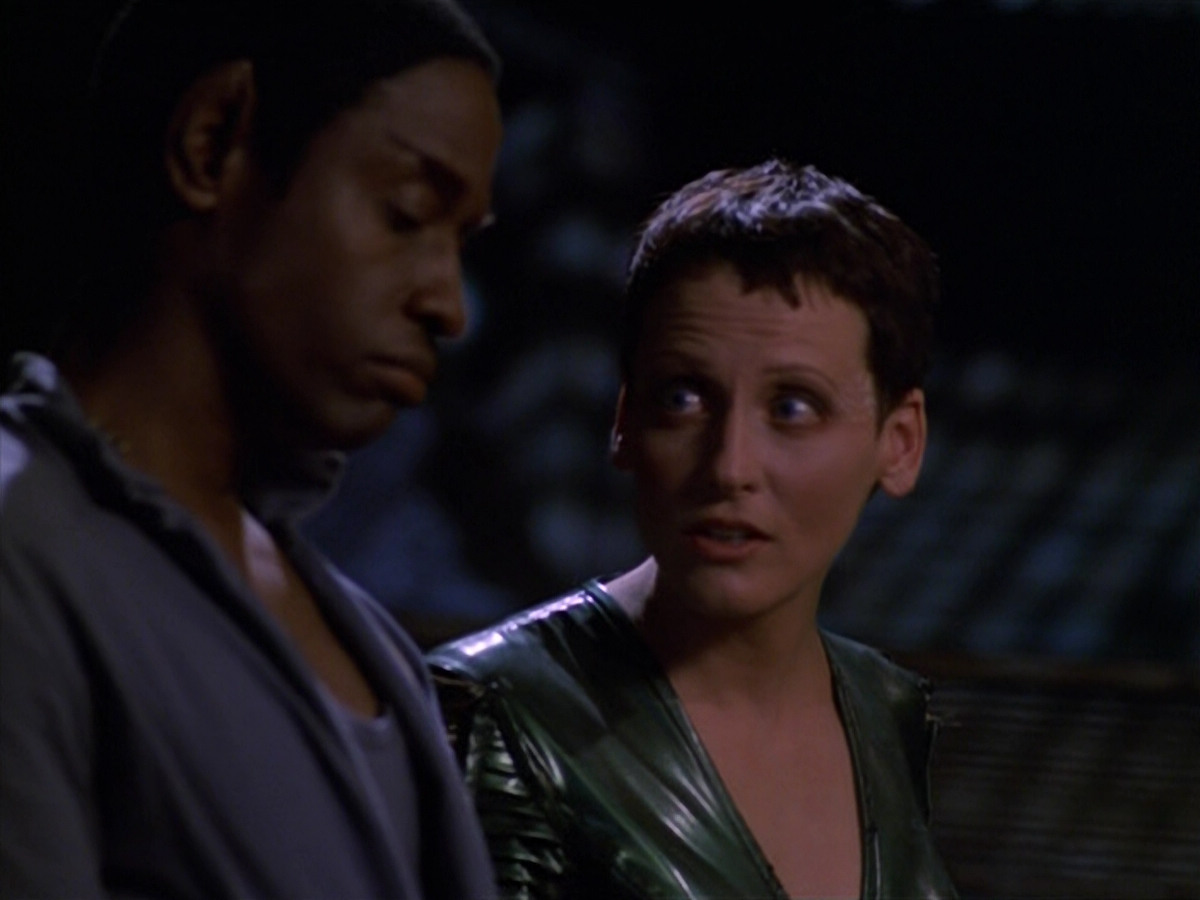 extant_StarTrek_VOY_5x13-Gravity_01431.jpg