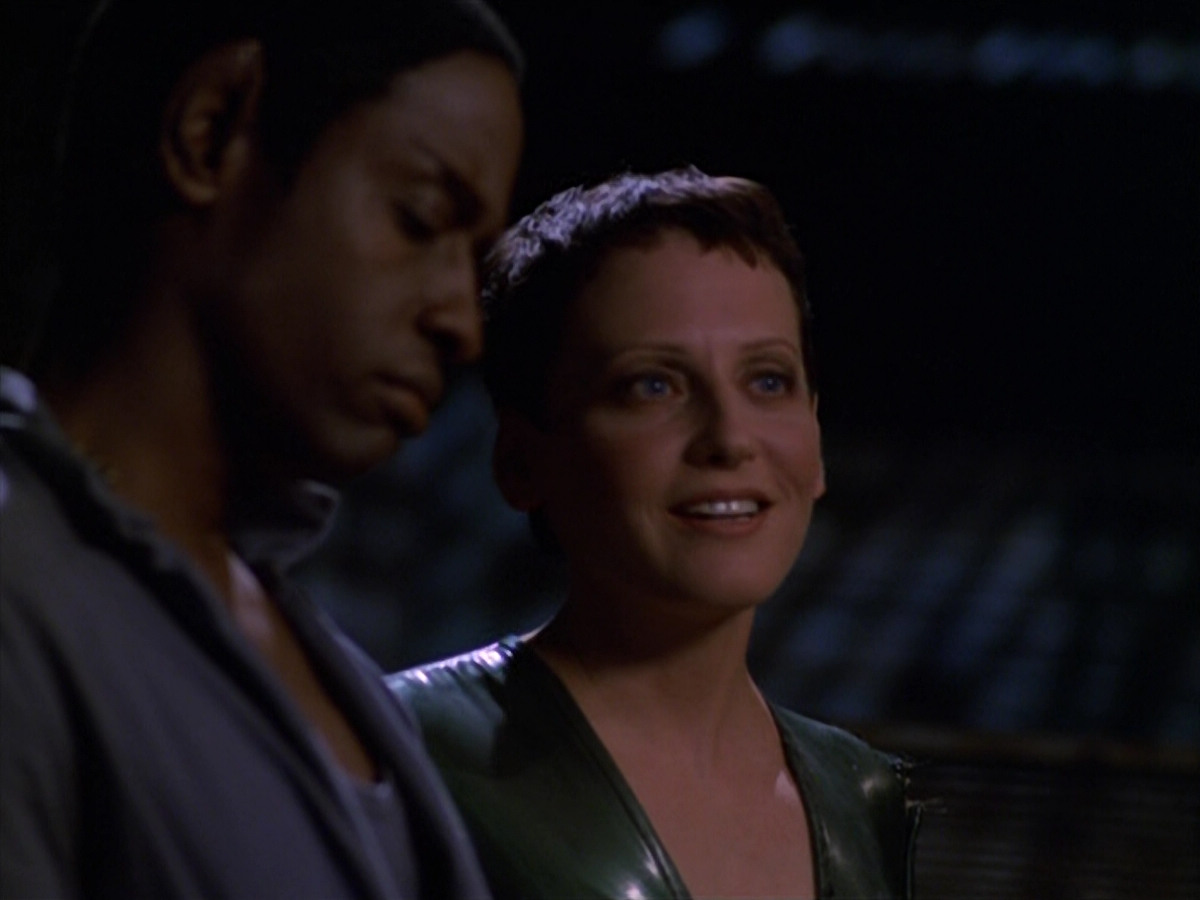 extant_StarTrek_VOY_5x13-Gravity_01446.jpg