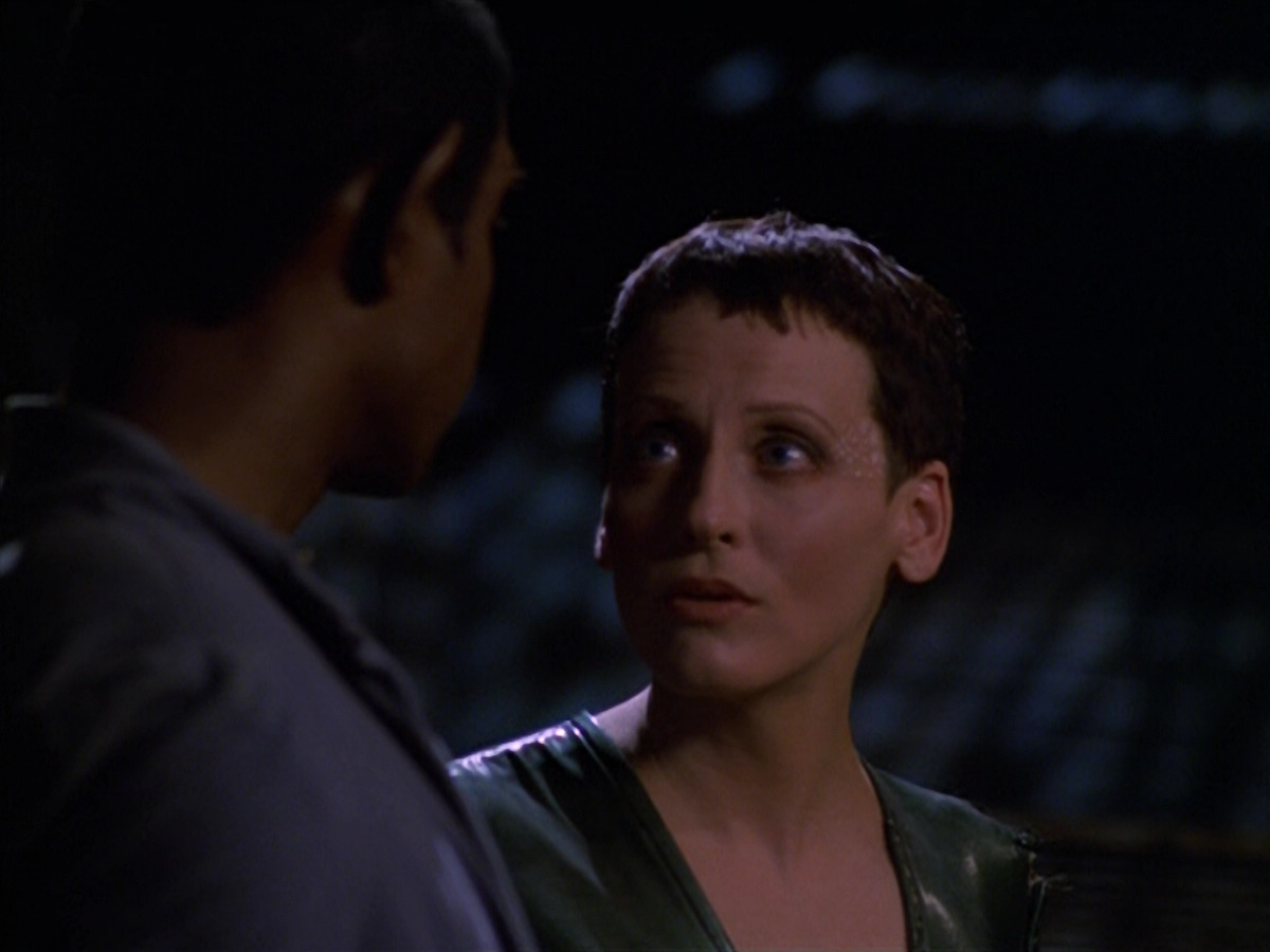 extant_StarTrek_VOY_5x13-Gravity_01459.jpg